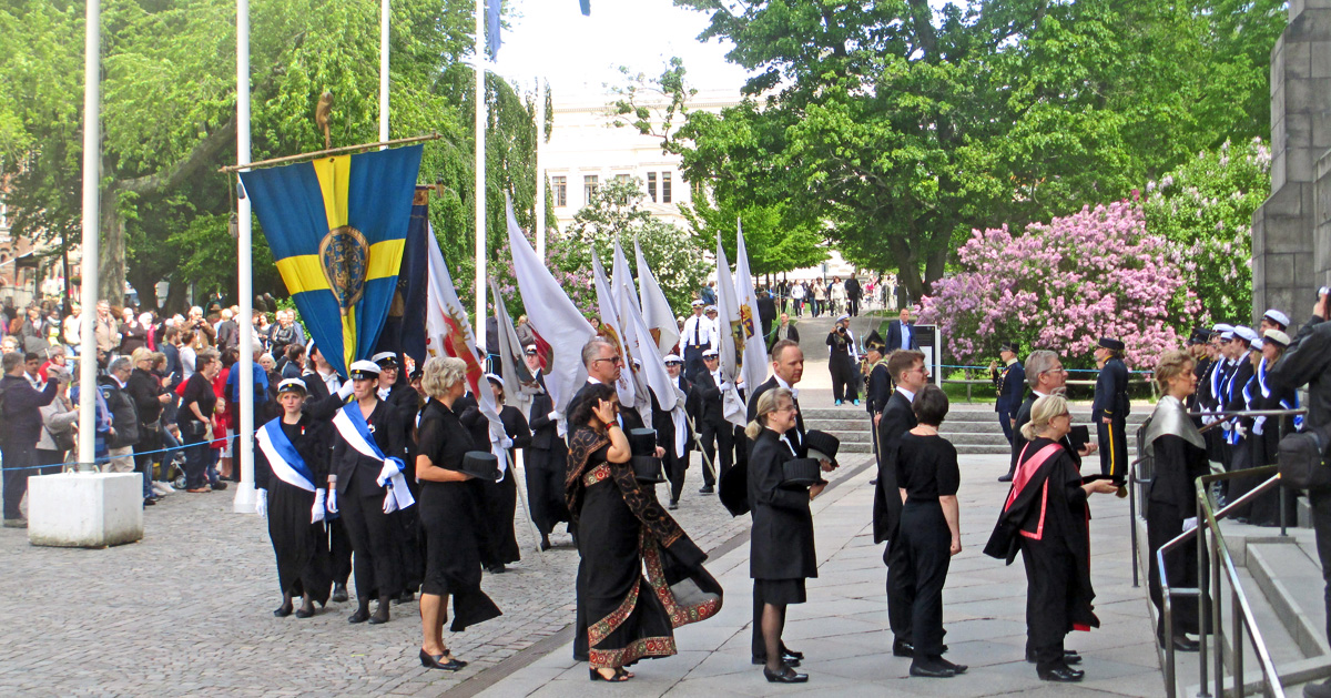 Doktorspromotionens procession från Universitetshuset till Lunds domkyrka