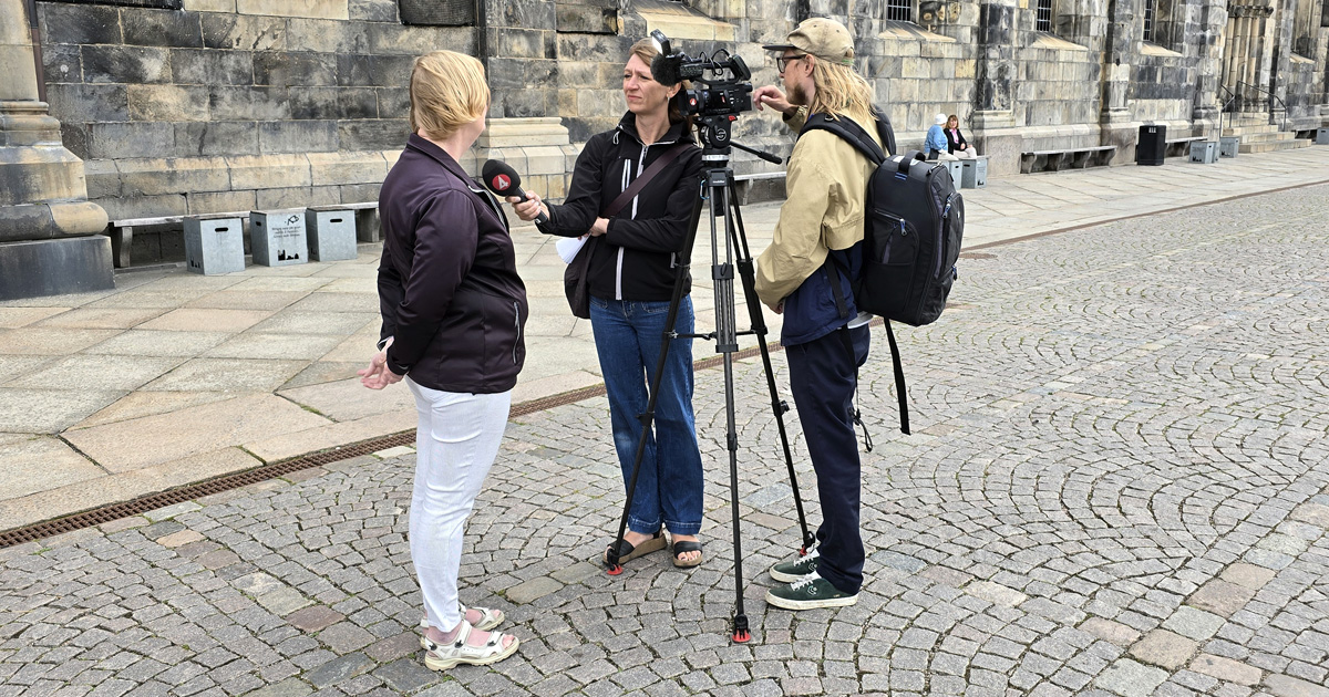Lund Greeters manager intervjuas av TV4-nyheterna den 28 augusti 2025