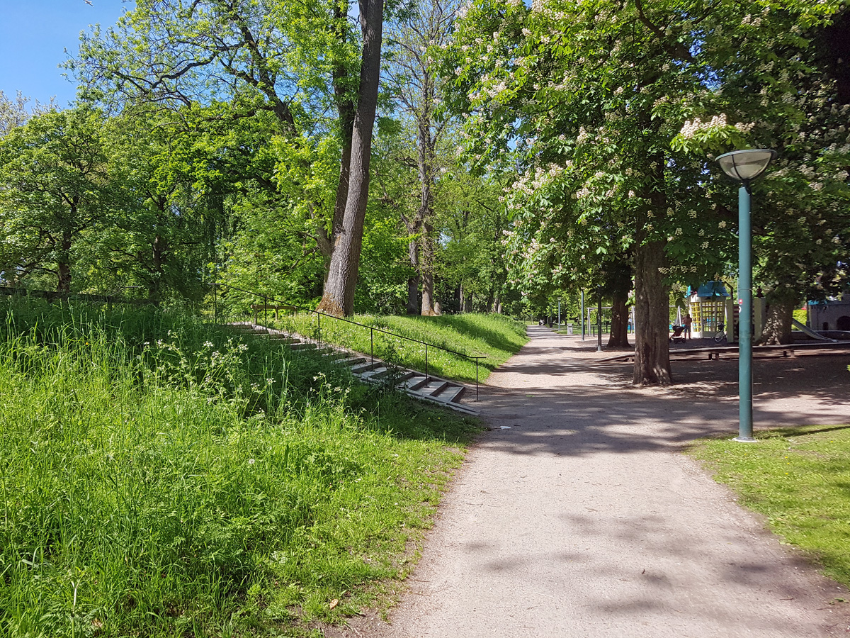 En bevarad rest av den medeltida stadsvallen runt Lund