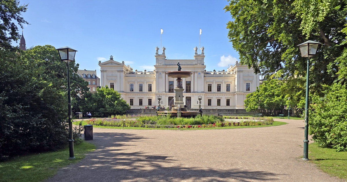 Unviersitetsplatsen och Universitetshuset i Lund