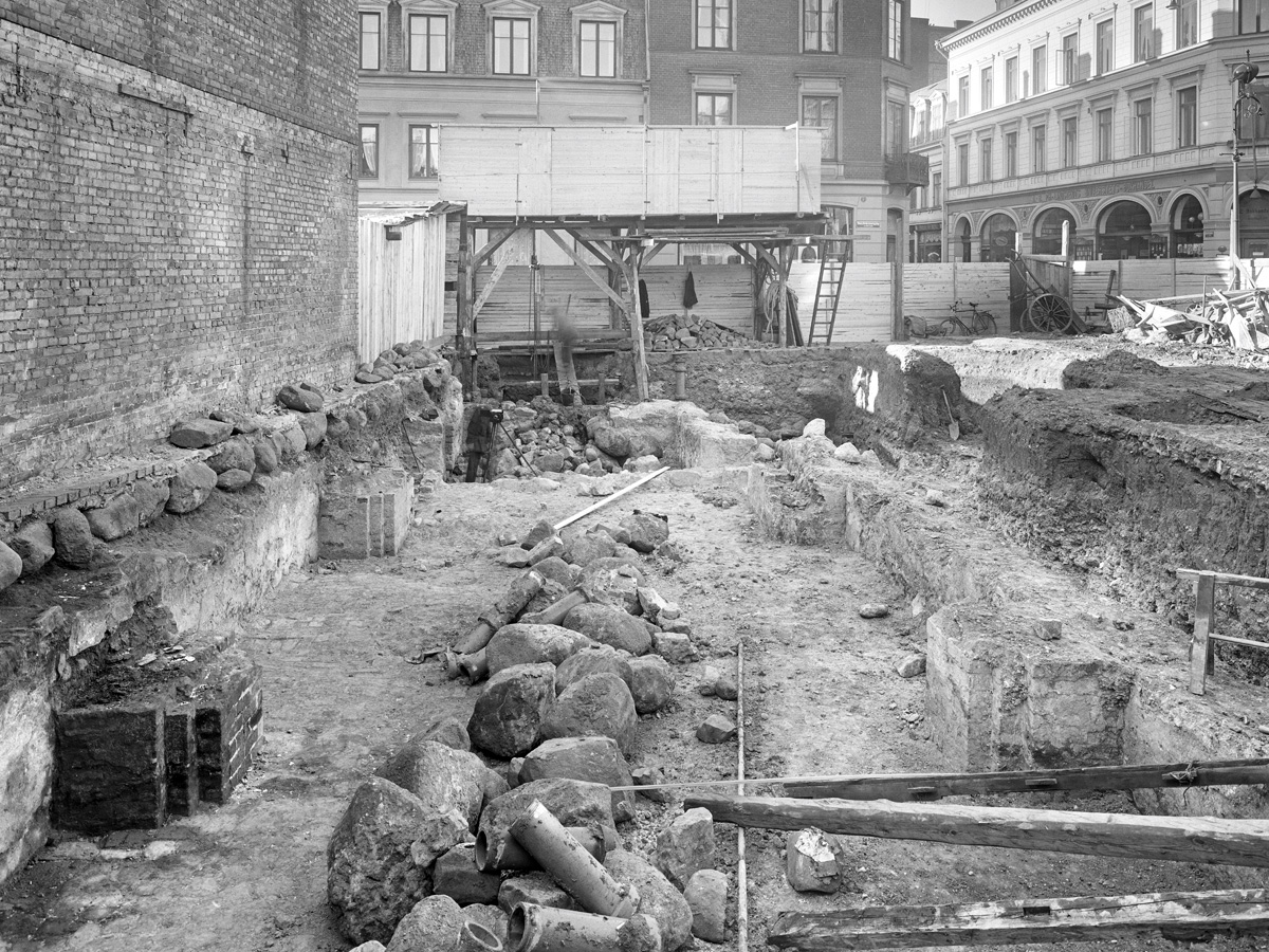 Arkeologisk undersökning av kungsgårdskyrkan Sankt Clemens i Lund 1932