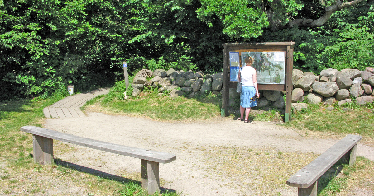 Ingången till Dalby söderskog