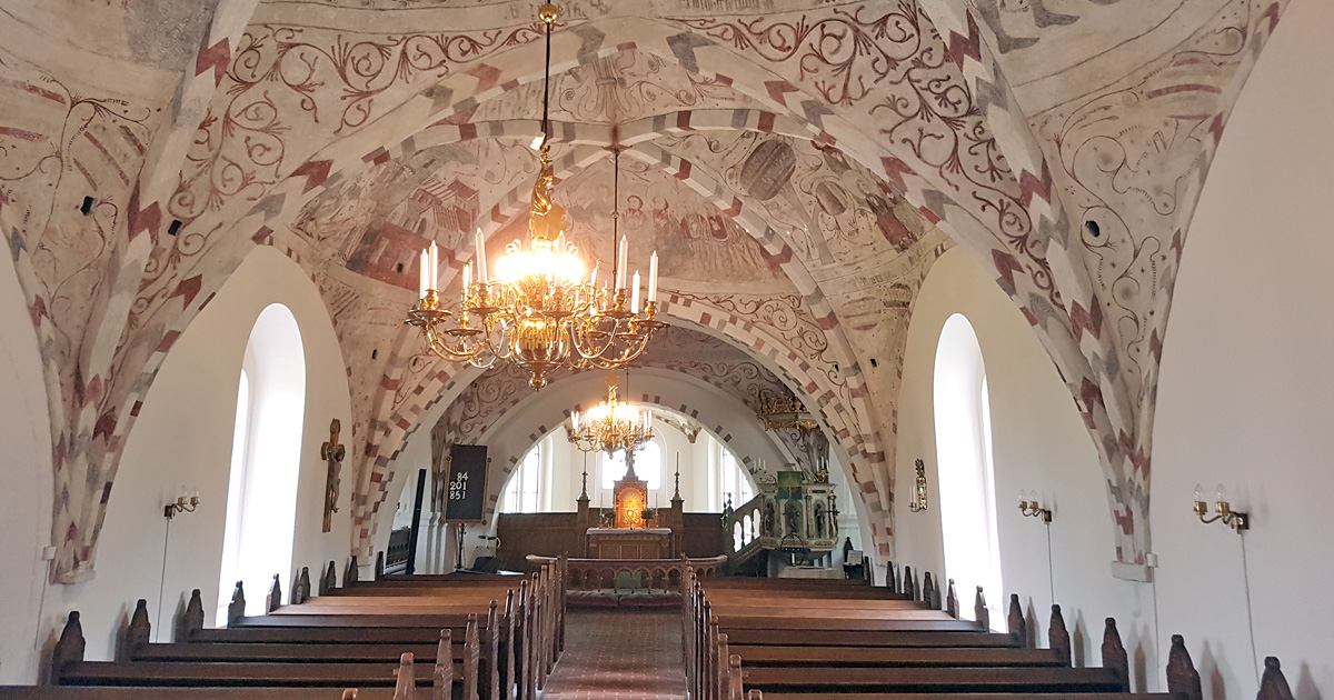 Kalkmålningarna från omkring 1460 i Torna Hällestas kyrka