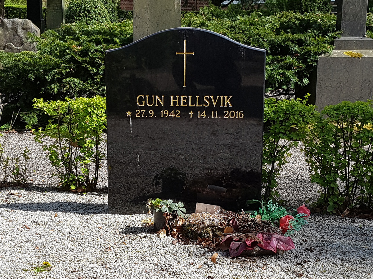 Justitieminister Gun Hellsviks grav