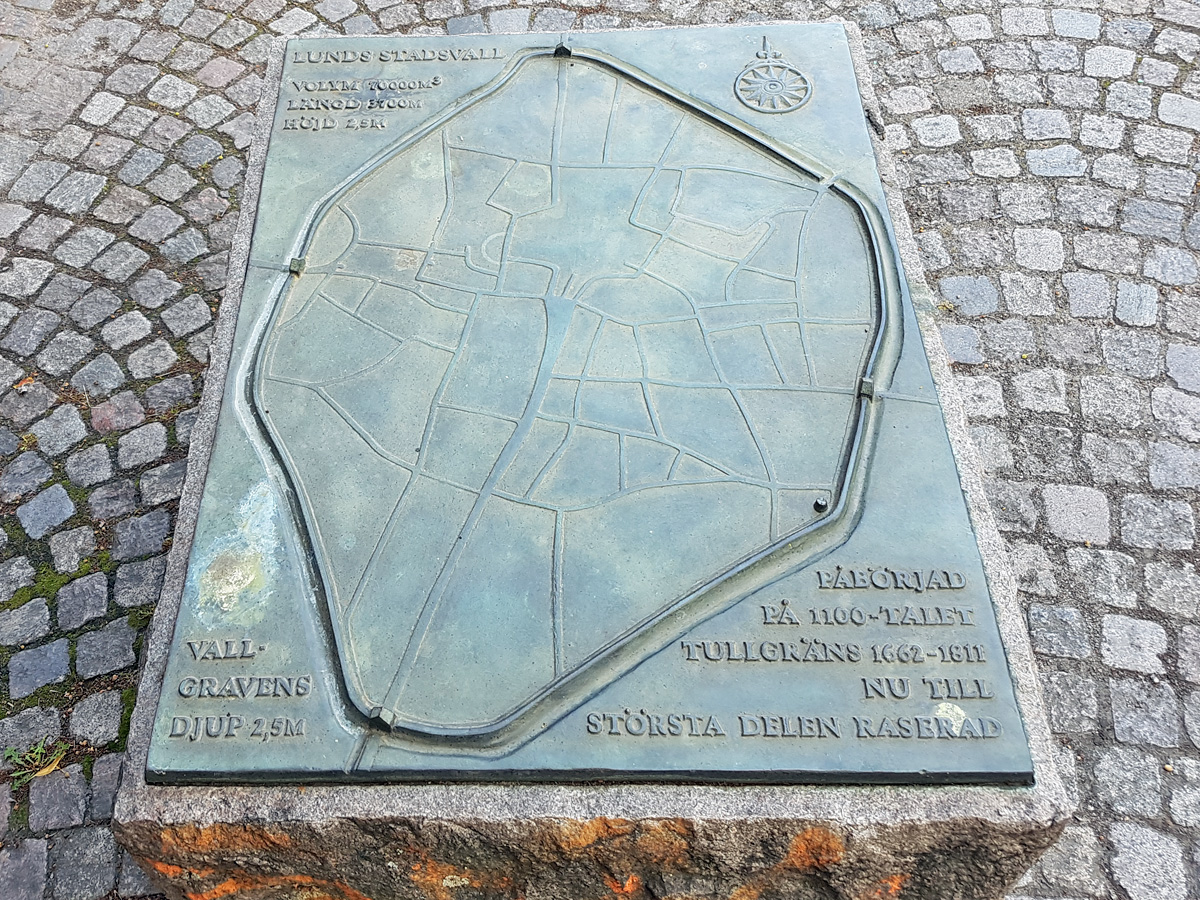 Monumentet över stadsvallen i Lund