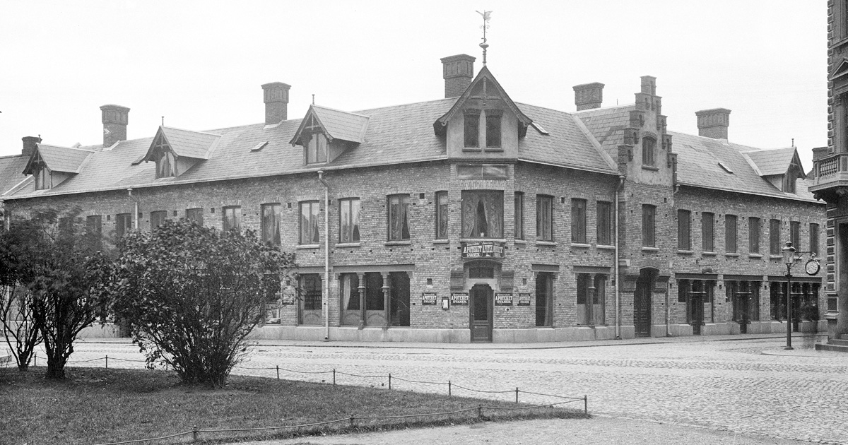 Apoteket Svanen i Lund som det såg ut fram till 1898