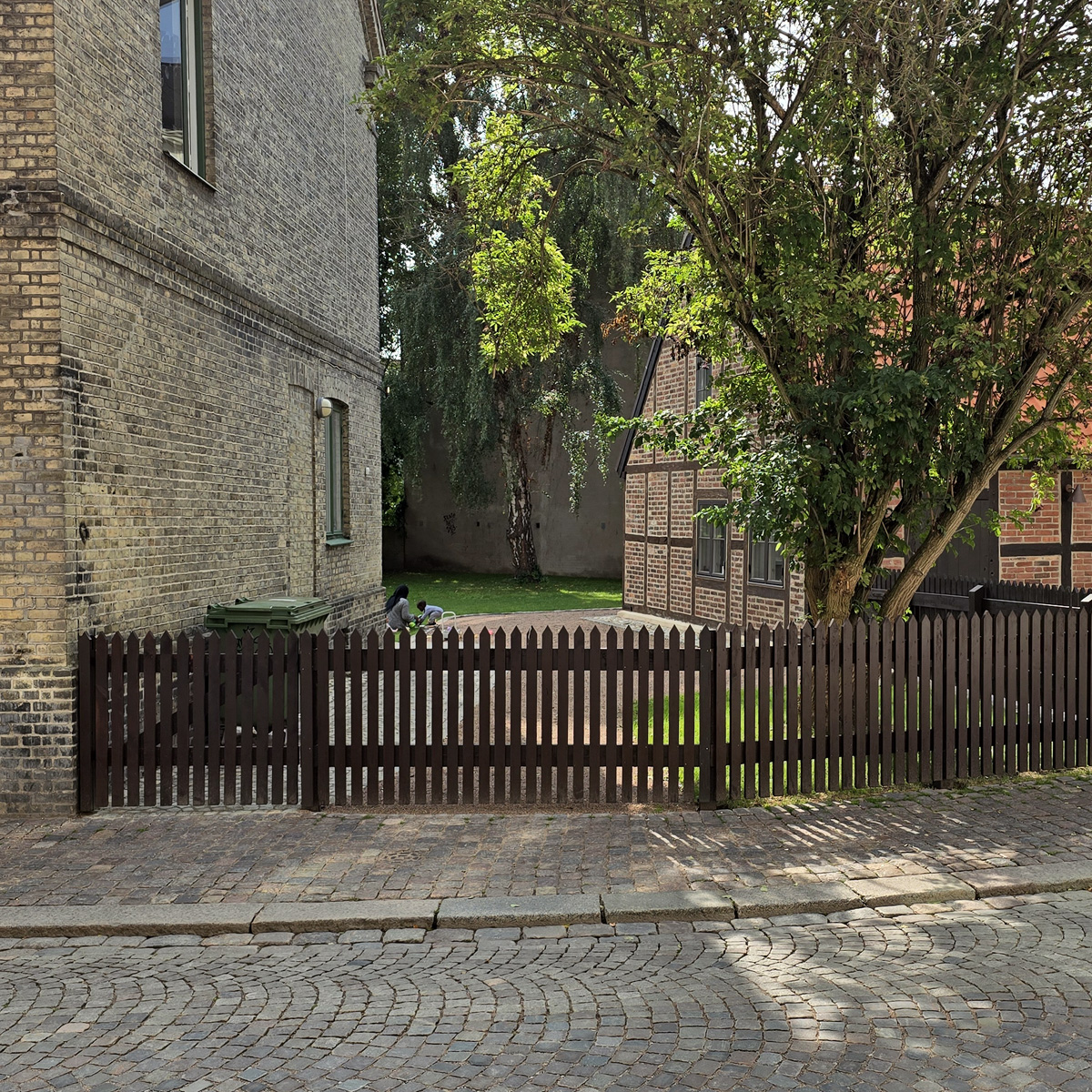 En plats längs med Kiliansgatan i Lund för en möjlig framtida arkeologisk undersökning av trelleborgen